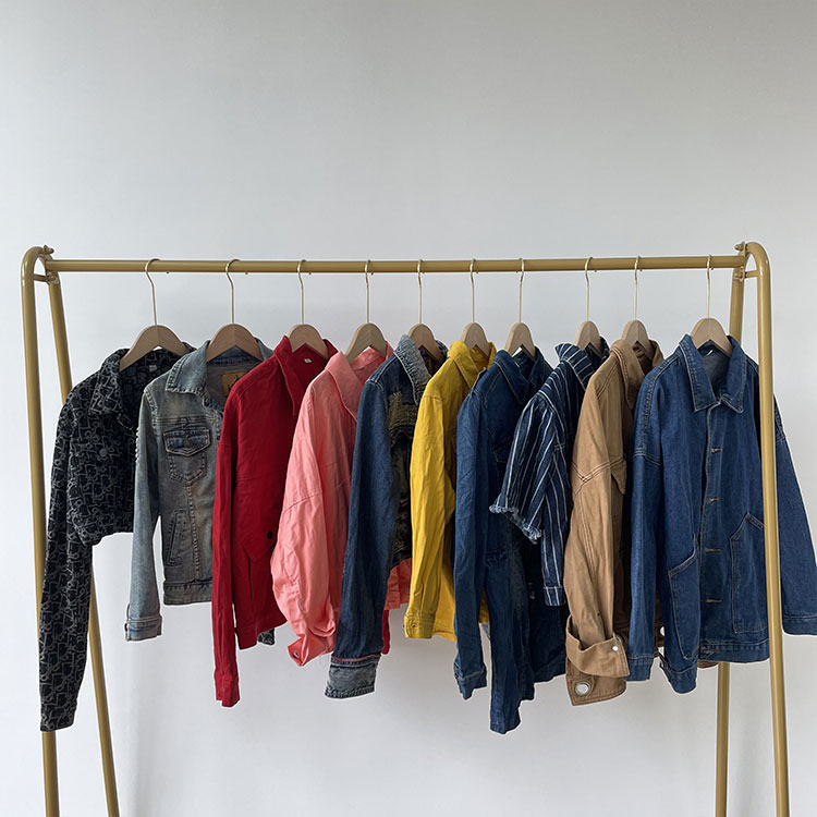 Jaket Jean bekas